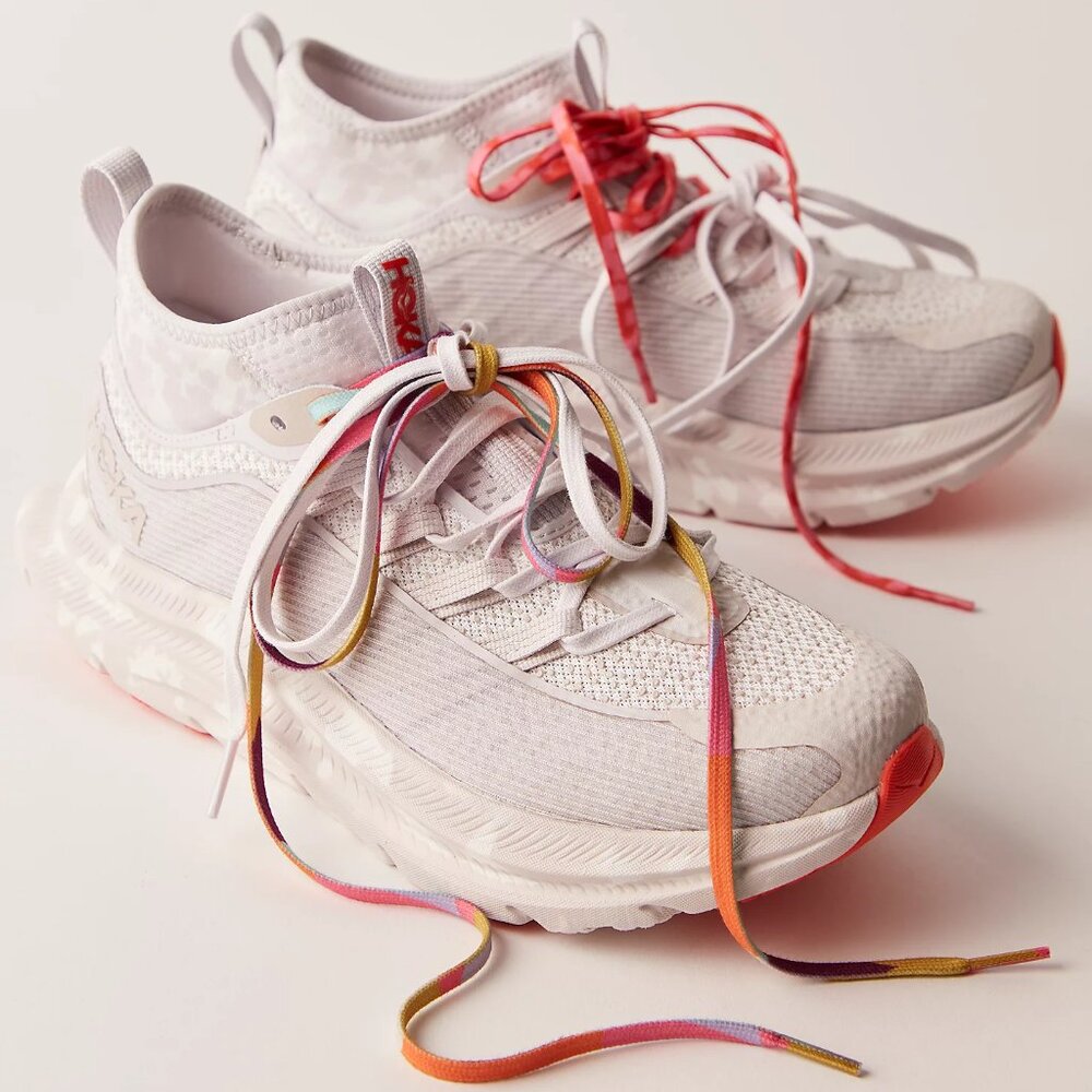 Hoka Kawana Mid Studio Proba, Women's 8/Men's 7